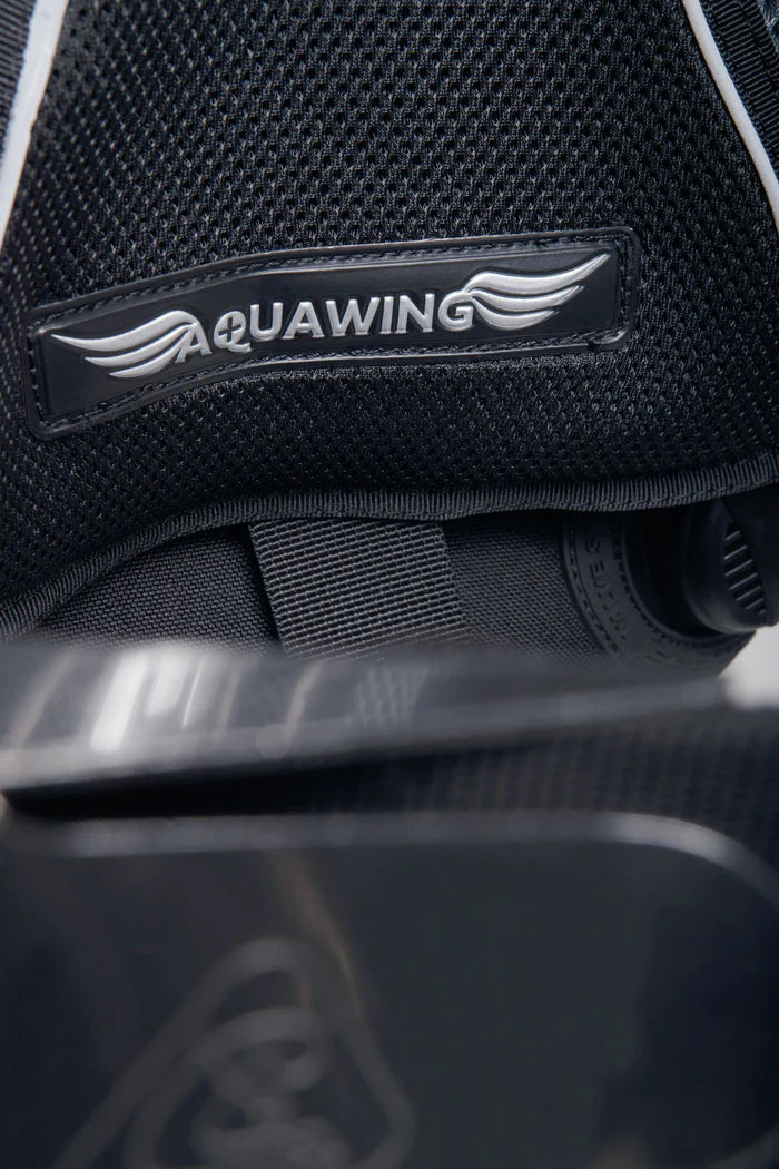 Laden Sie das Bild in Galerie -Viewer, Cressi Aquawing Plus + Bleitaschen