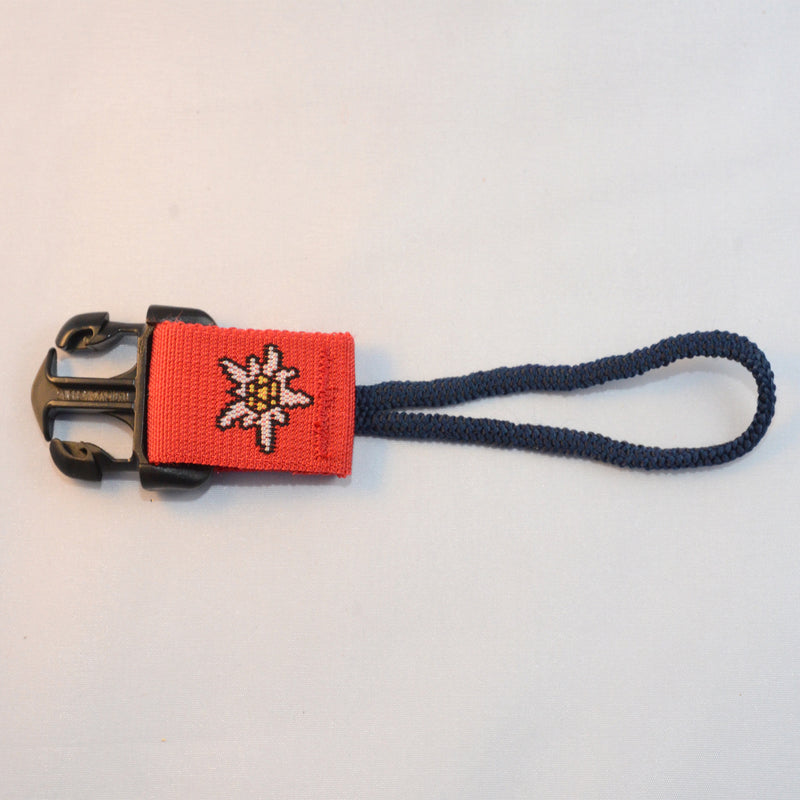 Laden Sie das Bild in Galerie -Viewer, Männliche Schnalle mit einer universell einsetzbaren Kordelschlaufe