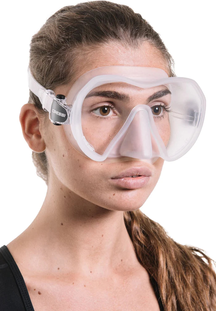 Laden Sie das Bild in Galerie -Viewer, Z1 - Tauchmaske mit geringem Volumen