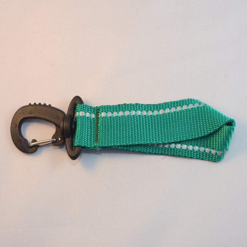 Laden Sie das Bild in Galerie -Viewer, Karabiner drehbar mit einer universell einsetzbaren Gewebeschlaufe