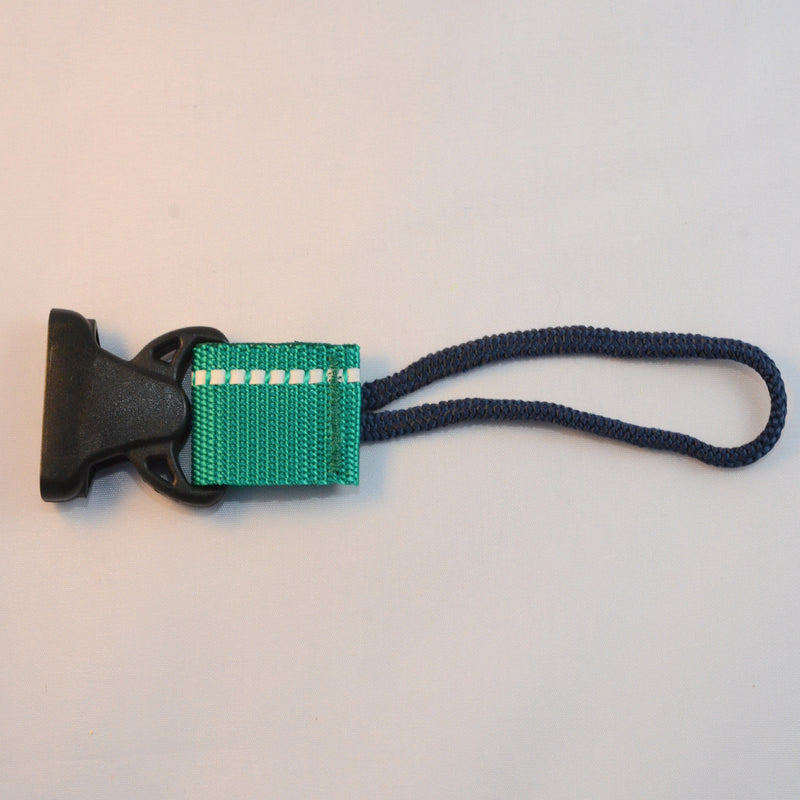 Laden Sie das Bild in Galerie -Viewer, Weibliche Schnalle mit einer universell einsetzbaren Kordschlaufe