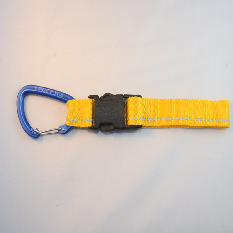 Laden Sie das Bild in Galerie -Viewer, Alu Karabiner blau 80mm mit einer Schnellverschluss Schnalle