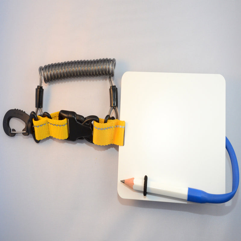 Laden Sie das Bild in Galerie -Viewer, Schreibtafel 15 x 13 cm mit Edelstahl Spiralkabel zum verkürzen und drehbarem Kunststoff- Karabiner