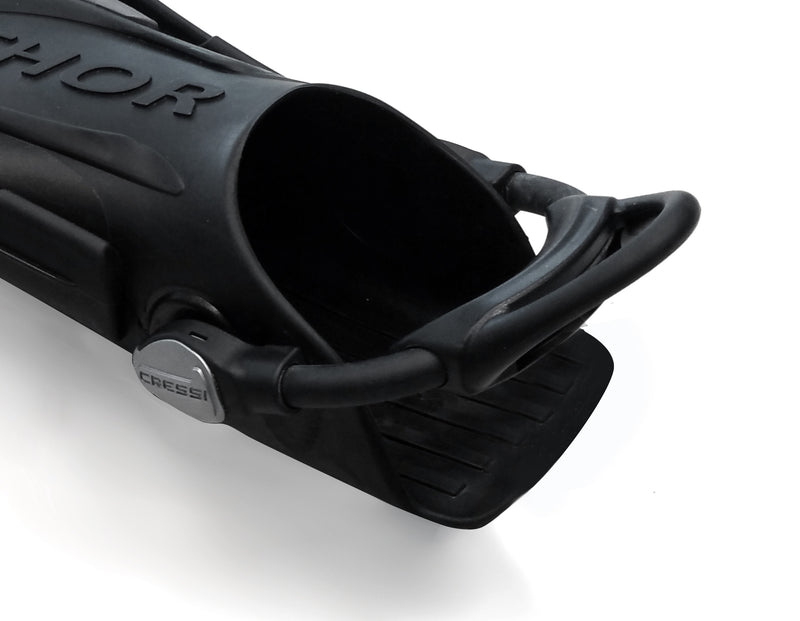 Laden Sie das Bild in Galerie -Viewer, Cressi Thor EBS